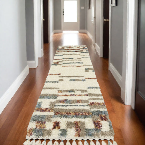 Homeroots 5' Cozy Tan Gray Ivory Abstract Shag Area Rug With Fringe – Stylish, Stain-resistant, Soft Luxury 8' Runner Polypropylene 576088