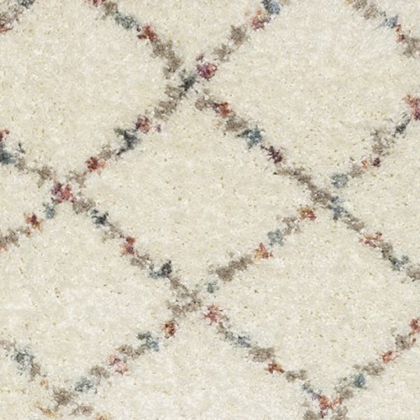HomeRoots 5' Diamond Shag Area Rug in Gray, Ivory & Tan with Fringed Edges - Soft, Stylish & Durable Decor 8' Runner 576090