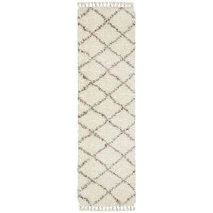 HomeRoots 5' Diamond Shag Area Rug in Gray, Ivory & Tan with Fringed Edges - Soft, Stylish & Durable Decor 8' Runner 576090
