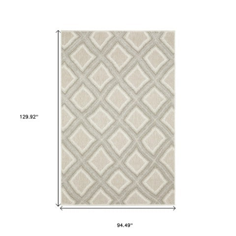 Homeroots 3' Gray Diamond Area Rug - Stain Resistant, Stylish Design Perfect For Homes With Kids And Pets 8' X 11' Polypropylene 576142