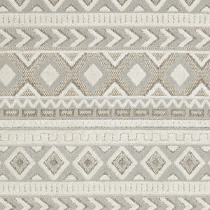 Homeroots 3' Gray Tribal Area Rug – Stylish Power Loom Design, Stain Resistant, Perfect For Any Home Decor 8' X 11' Polypropylene 576143