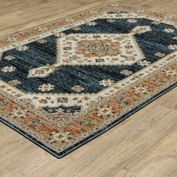 Homeroots 2' Blue Medallion Power Loom Area Rug - Stain Resistant, Soft Texture Perfect For Homes With Kids & Pets 5' X 7' Polypropylene 576173