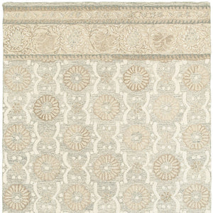 Homeroots 4' Elegant Hand-tufted Wool Floral Area Rug In Ash Gray - Perfect For Enhancing Your Living Space 8' X 10' Wool 576209