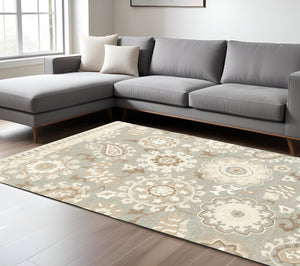 Homeroots 4' Gray Floral Hand-tufted Wool Area Rug - Elegant Design To Elevate Your Living Space Decor 8' X 10' Wool 576210