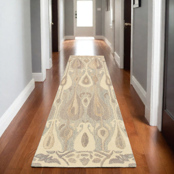 Homeroots 4' Gray Wool Abstract Hand Tufted Area Rug - Elevate Your Space With Stylish Neutral Elegance 8' Runner Wool 576213