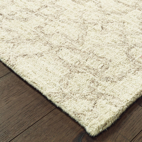 HomeRoots 5' Hand-Tufted Wool Area Rug in Tan and Ivory - Elegant Geometric Design for Any Living Space 8' X 10' 576241
