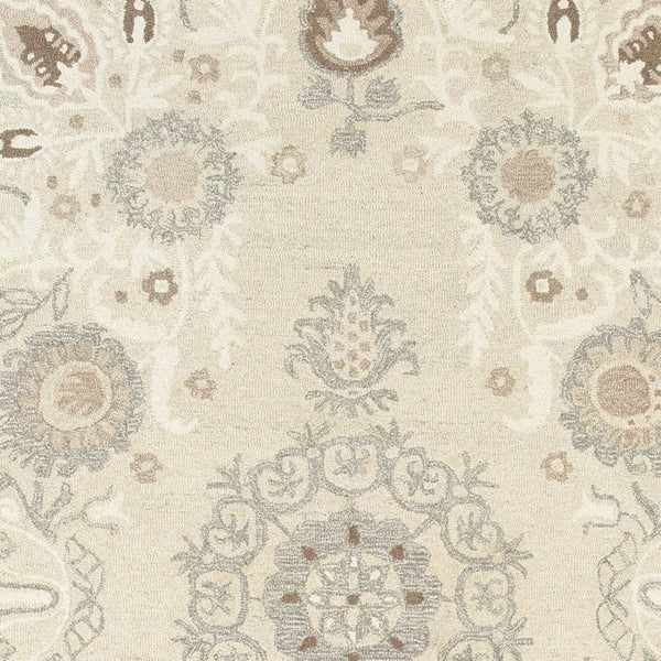 Homeroots 4' Sand Wool Floral Hand Tufted Area Rug - Elevate Your Living Space With Elegant Design And Comfort 10' X 13' Wool 576297