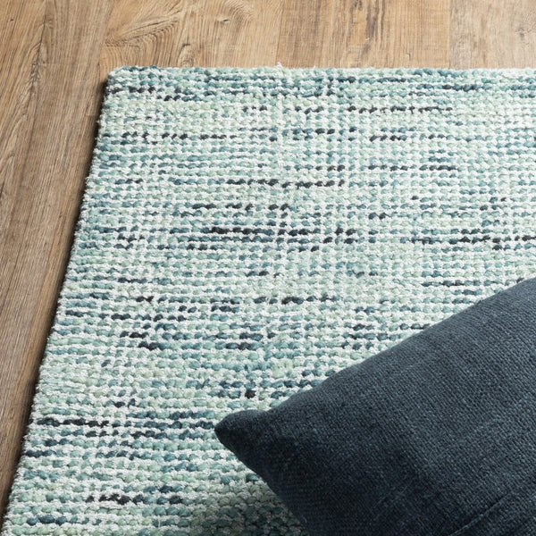 Homeroots 5' Hand Tufted Area Rug In Blue And Teal - Enhance Your Space With Comfort And Style Today! 10' X 13' Wool Blend 576303