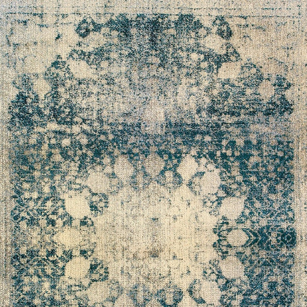 Homeroots 4' Ivory Oriental Area Rug – Distressed Design For A Timeless Touch In Any Home Décor Space 10' X 13' Polypropylene,Polyester 576372