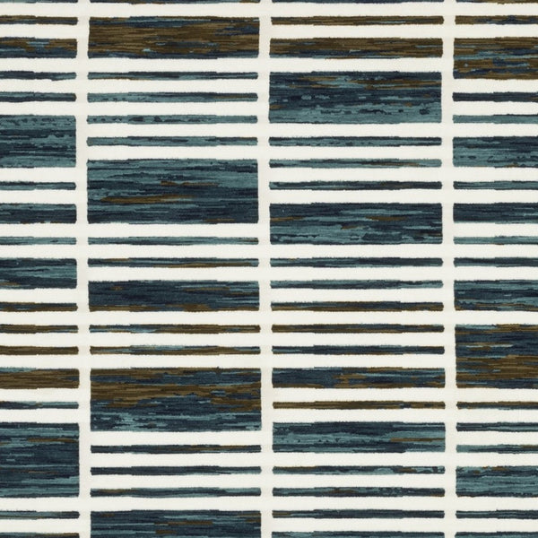 Homeroots 3' Stylish Ivory Geometric Area Rug – Stain Resistant, Soft Texture For Elegant Home Decor Enhancement 10' X 13' Polypropylene,Polyester 576387