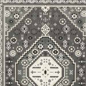 Homeroots 3' Gray Medallion Area Rug – Stylish, Stain-resistant Design To Elevate Your Living Space Decor 10' X 13' Polypropylene,Polyester 576428