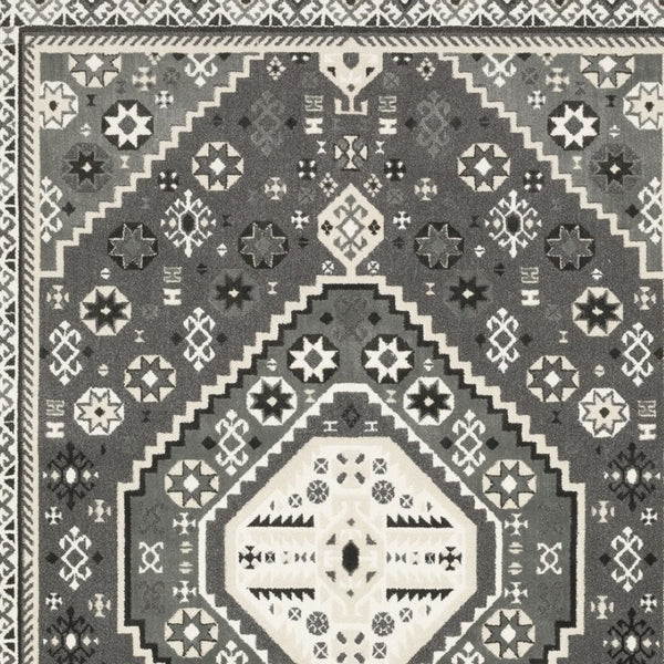 Homeroots 3' Gray Medallion Area Rug – Stylish, Stain-resistant Design To Elevate Your Living Space Decor 10' X 13' Polypropylene,Polyester 576428