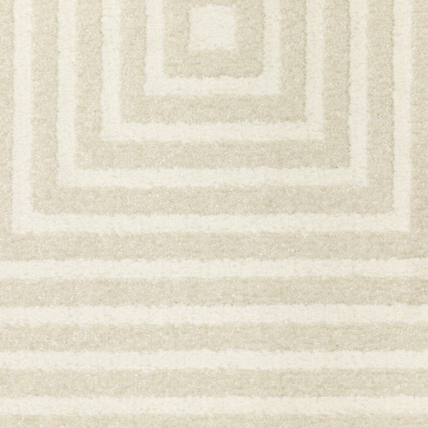 Homeroots 3' Stylish Ivory Geometric Power Loom Area Rug - Perfect For Homes With Kids And Pets, Stain Resistant 10' X 13' Polypropylene,Polyester 576430