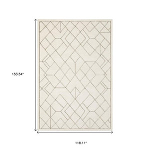 Homeroots 3' Stylish Ivory Geometric Area Rug – Stain Resistant, Soft Texture For A Cozy Home Atmosphere 10' X 13' Polypropylene,Polyester 576432