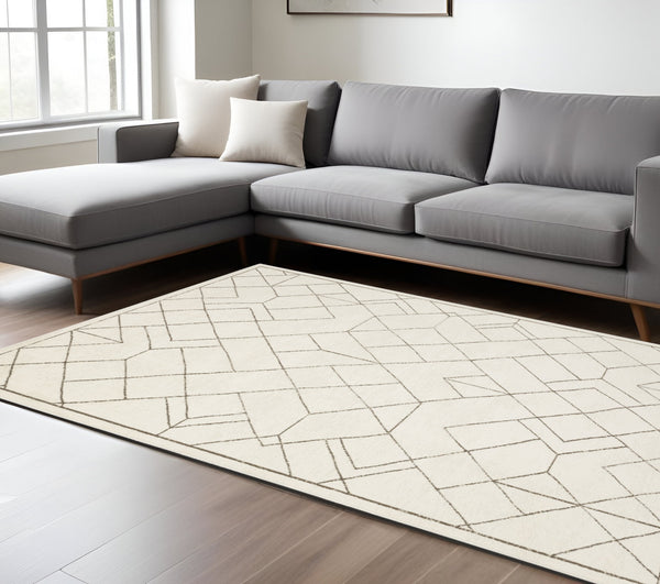 Homeroots 3' Stylish Ivory Geometric Area Rug – Stain Resistant, Soft Texture For A Cozy Home Atmosphere 10' X 13' Polypropylene,Polyester 576432
