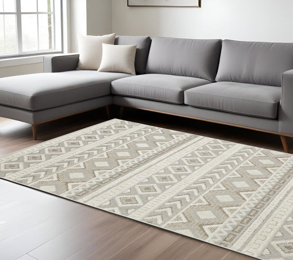 Homeroots 3' Gray Tribal Area Rug – Stylish Power Loom Design, Stain Resistant, Perfect For Any Home Decor 10' X 13' Polypropylene 576440