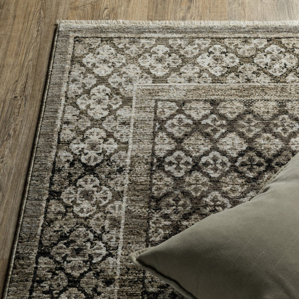 Homeroots 3' Gray Medallion Area Rug With Fringe – Stylish, Stain Resistant Design For Home & Pet Friendly Spaces 10' X 13' Polyester 576445