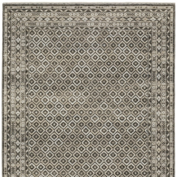 Homeroots 3' Gray Diamond Area Rug With Fringe - Stylish Stain-resistant Design For Home Décor & Comfort 8' X 11' Polyester 576448
