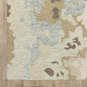 Homeroots 5' Abstract Hand-tufted Beige And Blue Wool Area Rug - Elevate Your Space With Style And Comfort 8' X 10' Wool 576508