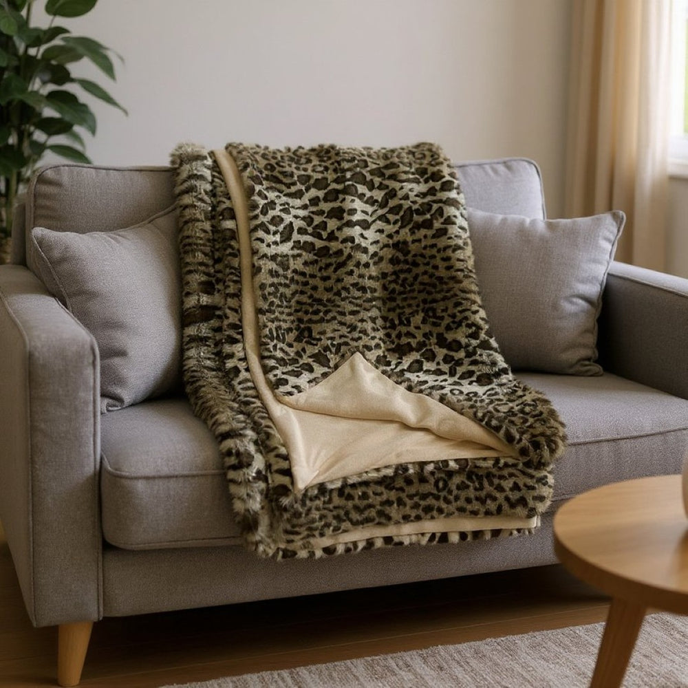 HomeRoots 60" Leopard Faux Fur Throw Blanket - Luxurious Brown & Dark Brown Design for Cozy Elegance at Home 576541
