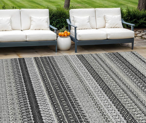 HomeRoots 9' Black Striped Indoor Outdoor Area Rug - Stylish, Washable, Durable for High-Traffic Spaces 9' X 12' 576957