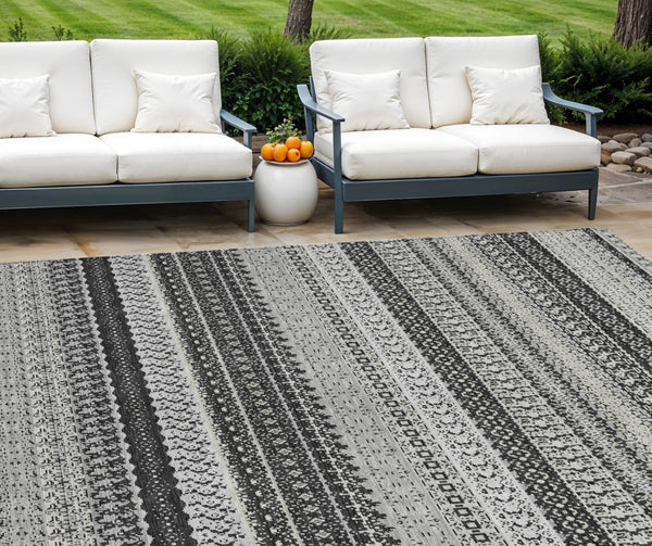 HomeRoots 9' Black Striped Indoor Outdoor Area Rug - Stylish, Washable, Durable for High-Traffic Spaces 9' X 12' 576957