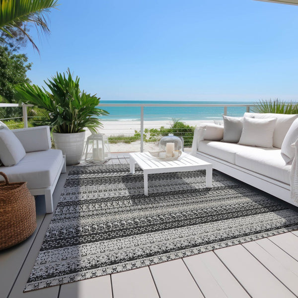 HomeRoots 9' Black Striped Indoor Outdoor Area Rug - Stylish, Washable, Durable for High-Traffic Spaces 9' X 12' 576957
