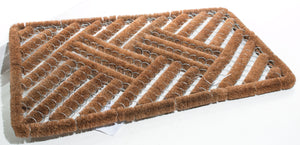 Homeroots 18" X 30" Brown Coir Geometric Outdoor Door Mat   576966