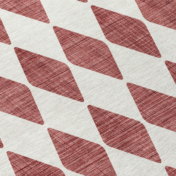 Homeroots 3' Beige Geometric Washable Indoor Outdoor Area Rug For Versatile Style In Any High Traffic Space 8' Round Polyester 577027