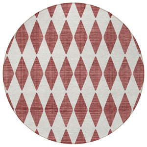 Homeroots 3' Beige Geometric Washable Indoor Outdoor Area Rug For Versatile Style In Any High Traffic Space 8' Round Polyester 577027