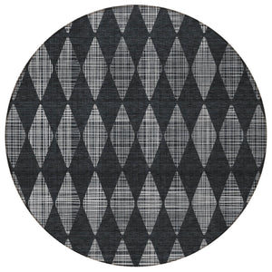 Homeroots 3' Beige Geometric Washable Indoor Outdoor Area Rug For Versatile Style In Any High Traffic Space 8' Round Polyester 577033