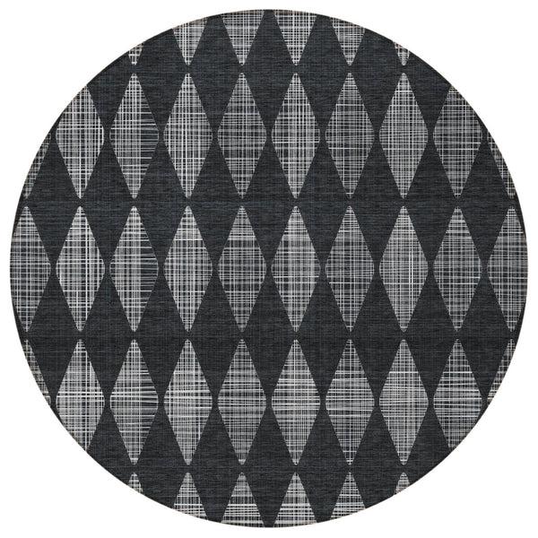 Homeroots 3' Beige Geometric Washable Indoor Outdoor Area Rug For Versatile Style In Any High Traffic Space 8' Round Polyester 577033