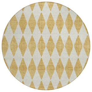 HomeRoots 5' Geometric Washable Area Rug in Gold and Light Brown for Indoor/Outdoor Style and Durability 8' Round 577039