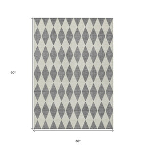 Homeroots 3' Beige Geometric Washable Indoor Outdoor Area Rug For Versatile Style In Any High Traffic Space 5' X 8' Polyester 577044