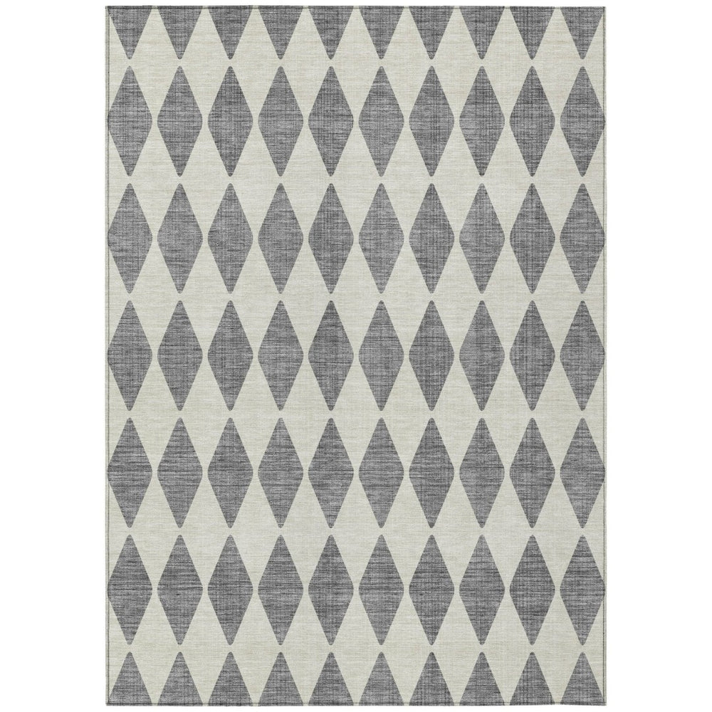HomeRoots 9' Gray and Ivory Geometric Indoor Outdoor Area Rug – Stylish, Washable, Durable for High-Traffic Spaces 9' X 12' 577047