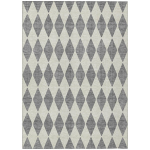 HomeRoots 5' Gray and Ivory Geometric Rug - Stylish, Durable, Washable Indoor/Outdoor Area Accent for Any Space 10' X 14' 577048