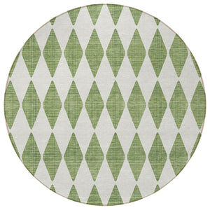 Homeroots 3' Beige Geometric Washable Indoor Outdoor Area Rug For Versatile Style In Any High Traffic Space 8' Round Polyester 577051