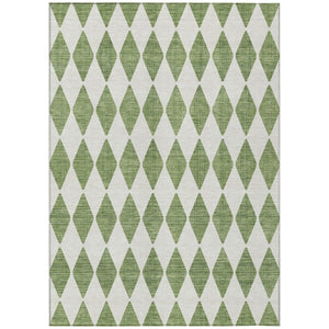 HomeRoots 9' Green and Ivory Geometric Indoor Outdoor Area Rug - Durable, Stylish, Easy-Care for Any Space 9' X 12' 577053