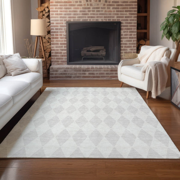 Homeroots 3' Beige Geometric Washable Indoor Outdoor Area Rug For Versatile Style In Any High Traffic Space 9' X 12' Polyester 577059