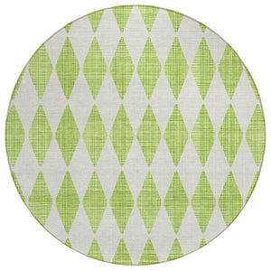 HomeRoots 5' Refreshing Lime Green and Ivory Geometric Area Rug – Durable, Washable, Ideal for Indoor/Outdoor Use 8' Round 577063