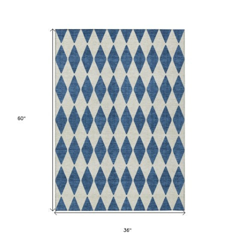 Homeroots 3' Beige Geometric Washable Indoor Outdoor Area Rug For Versatile Style In Any High Traffic Space 3' X 5' Polyester 577067