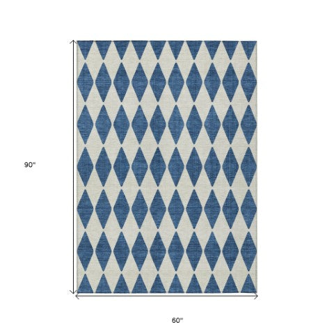 Homeroots 3' Beige Geometric Washable Indoor Outdoor Area Rug For Versatile Style In Any High Traffic Space 5' X 8' Polyester 577068