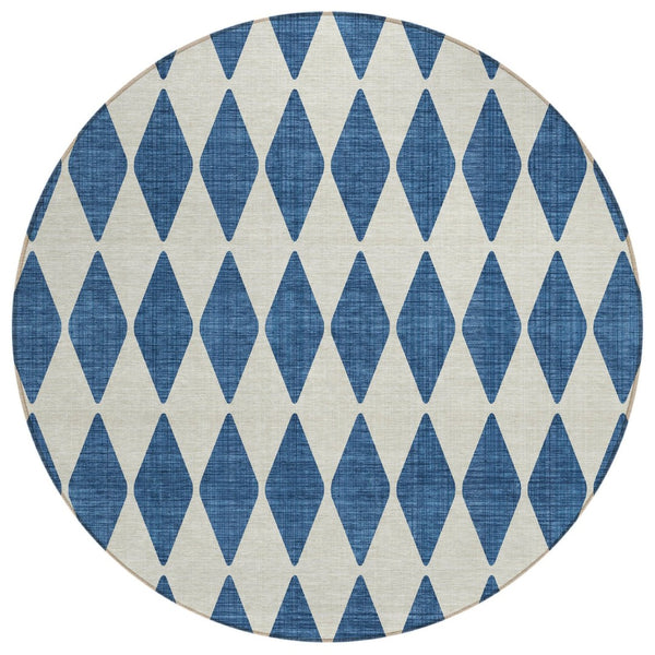 HomeRoots 5' Navy Blue and Ivory Geometric Area Rug - Stylish, Washable, Durable for Indoor and Outdoor Use 8' Round 577069