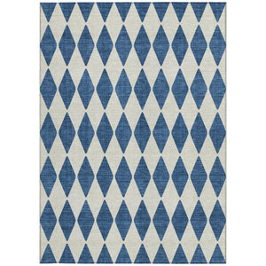 Homeroots 3' Beige Geometric Washable Indoor Outdoor Area Rug For Versatile Style In Any High Traffic Space 9' X 12' Polyester 577071