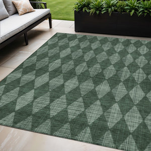 Homeroots 3' Beige Geometric Washable Indoor Outdoor Area Rug For Versatile Style In Any High Traffic Space 5' X 8' Polyester 577074