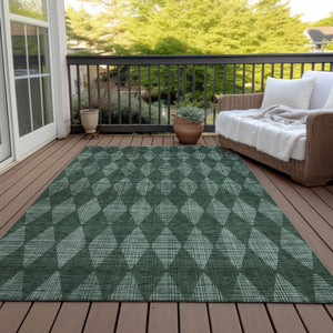 Homeroots 3' Beige Geometric Washable Indoor Outdoor Area Rug For Versatile Style In Any High Traffic Space 5' X 8' Polyester 577074