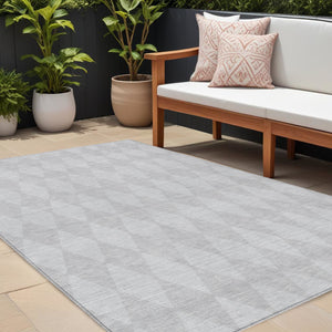Homeroots 3' Beige Geometric Washable Indoor Outdoor Area Rug For Versatile Style In Any High Traffic Space 8' X 10' Polyester 577088