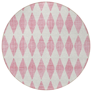 Homeroots 3' Beige Geometric Washable Indoor Outdoor Area Rug For Versatile Style In Any High Traffic Space 8' Round Polyester 577093