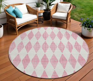 Homeroots 3' Beige Geometric Washable Indoor Outdoor Area Rug For Versatile Style In Any High Traffic Space 8' Round Polyester 577093