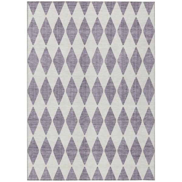 HomeRoots 5' Purple and Lilac Geometric Area Rug - Durable, Washable Indoor/Outdoor Decor for High Traffic Areas 5' X 8' 577098